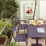 Mistral Hotel