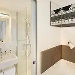 Mistral Hotel Paris