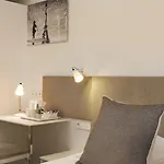 Mistral 3* Paris