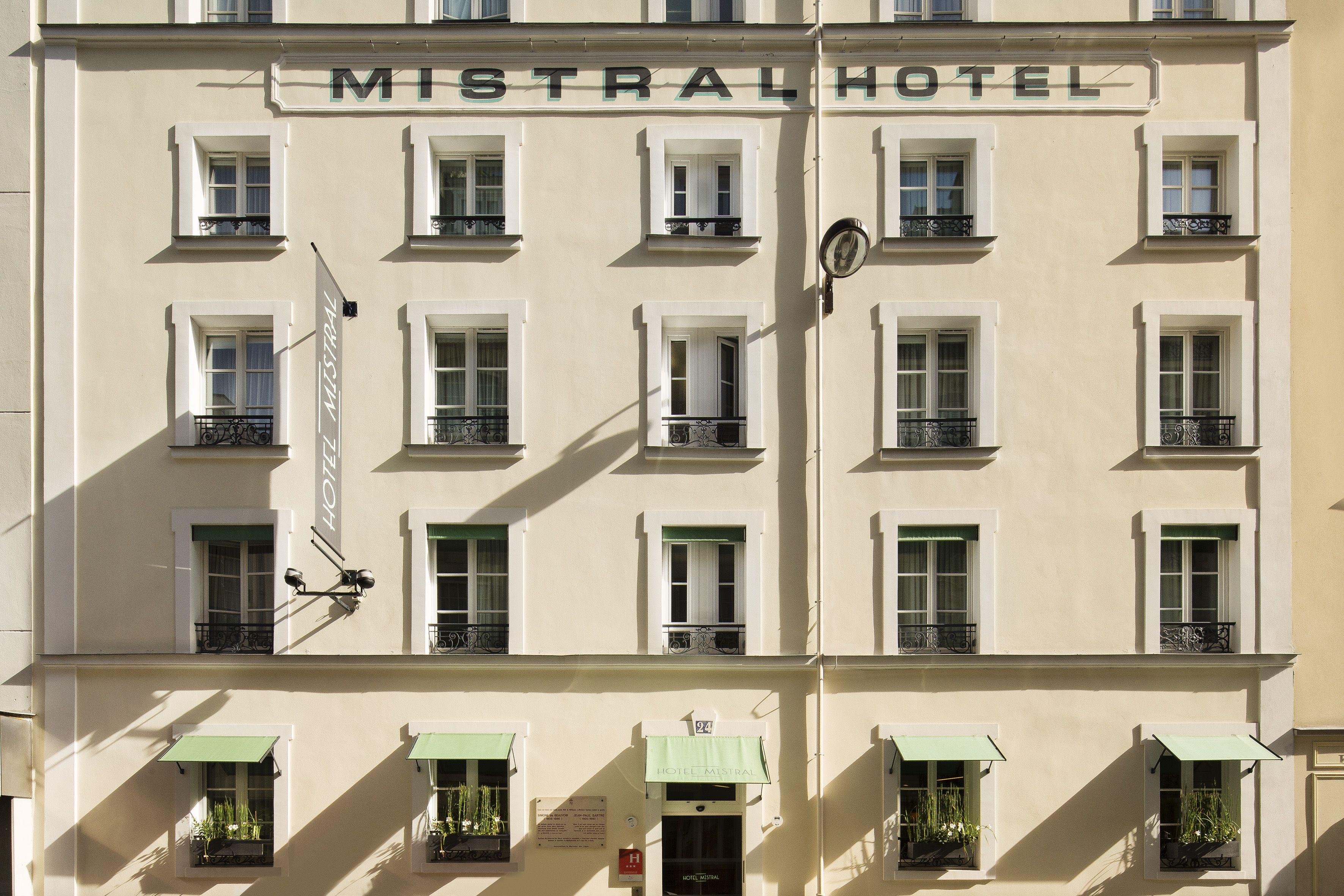 Mistral Hotel 3*